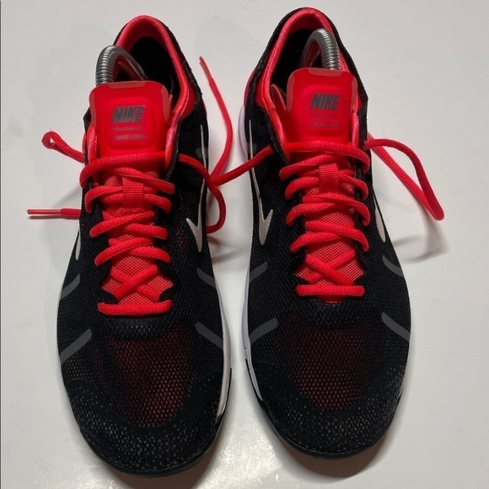 Nike Training LunarElement Black Red Lunarlon Sneakers Womens Size 8.5